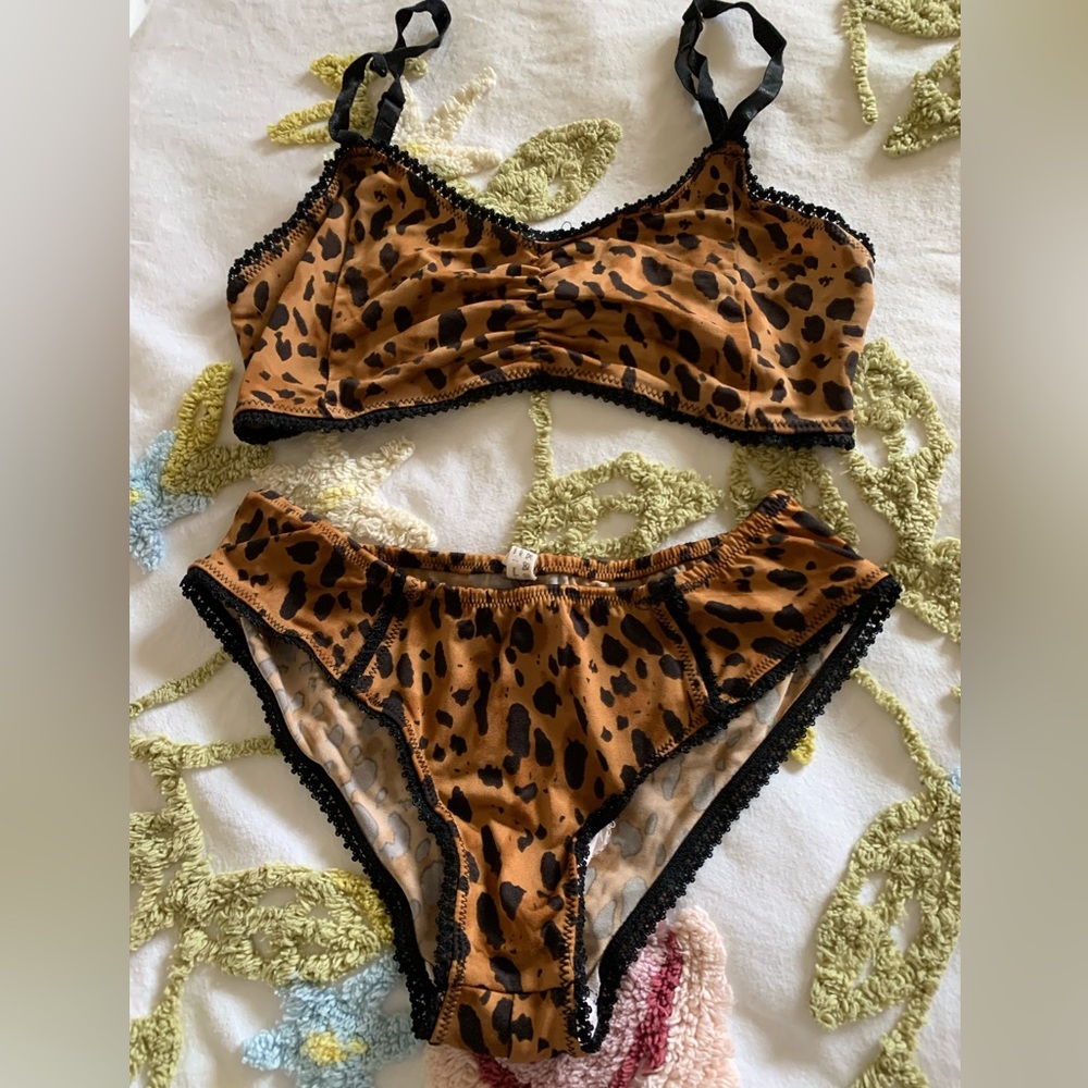 Spell and the gypsy rare “Safari “bra and panties size medium